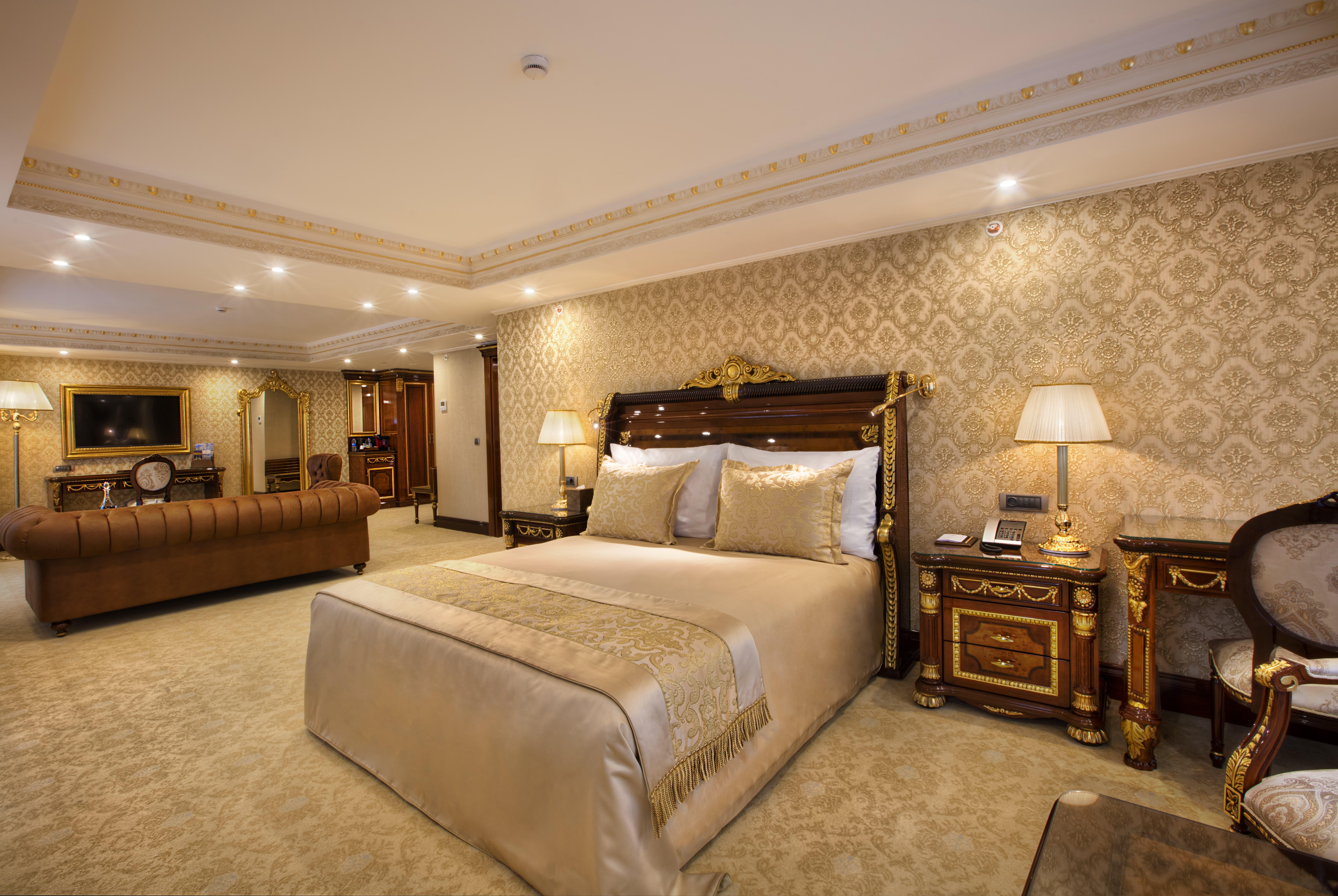 オットマンズ ライフ ホテル デラックス イスタンブール エクステリア 写真 A bedroom at the Four Seasons Hotel, London