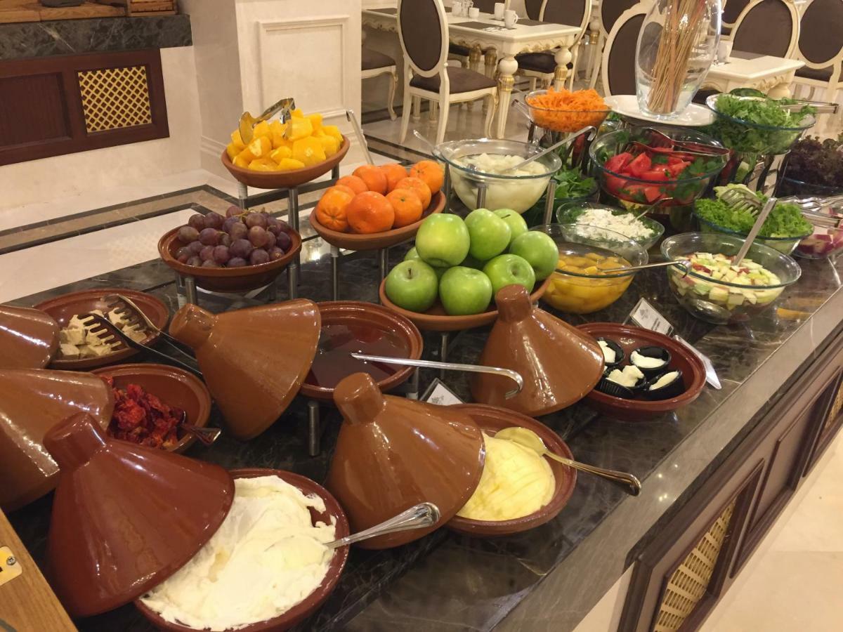 オットマンズ ライフ ホテル デラックス イスタンブール エクステリア 写真 A selection of Moroccan breakfast foods